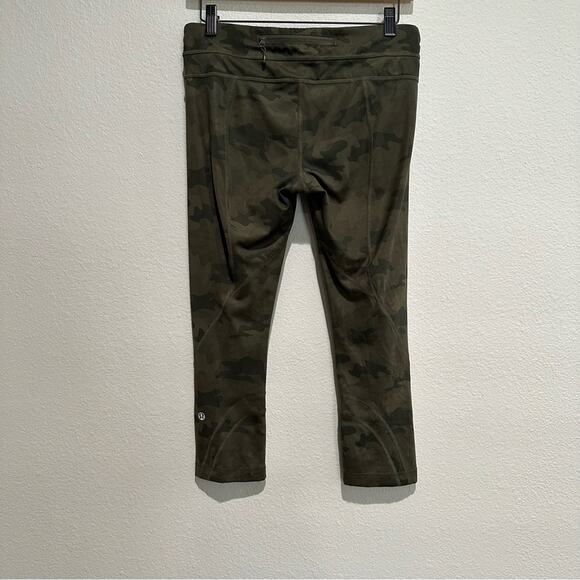 Lululemon Run Inspire Crop II Camo Fatigue Leggings SZ 6 - Picture 4 of 12